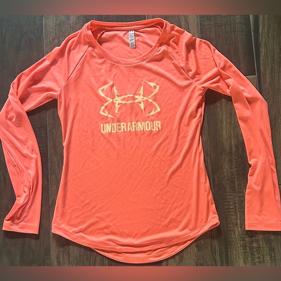 Under Armour Tops - Women’s Under Armour Heat Gear Sz M